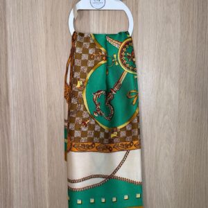 Сатенен шал